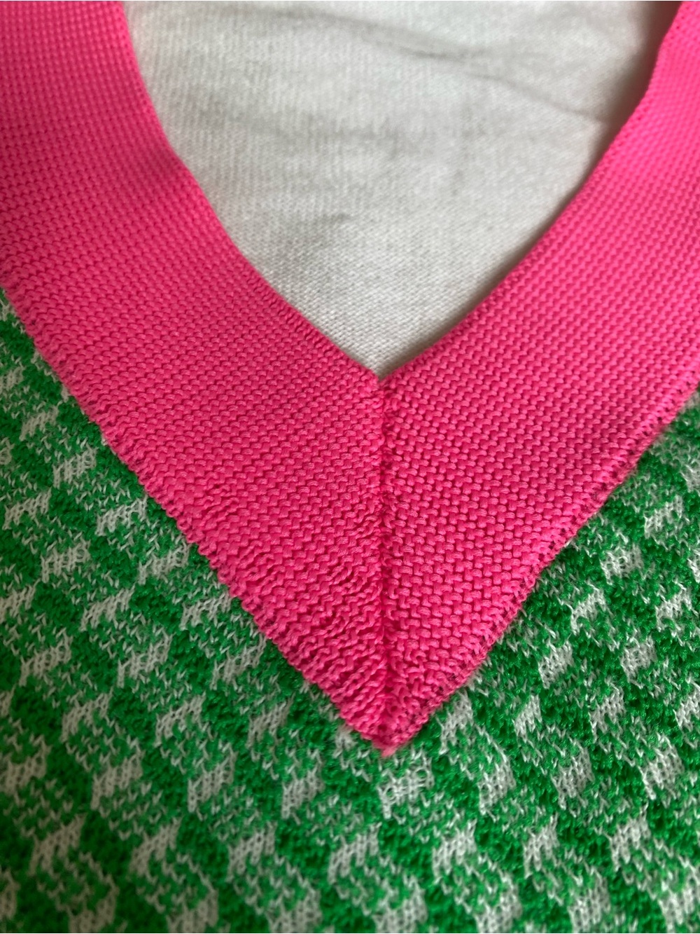 SONIA RYKIEL Green & Pink V‑Neck Patterned Women's Sweater - Picture 6 of 9